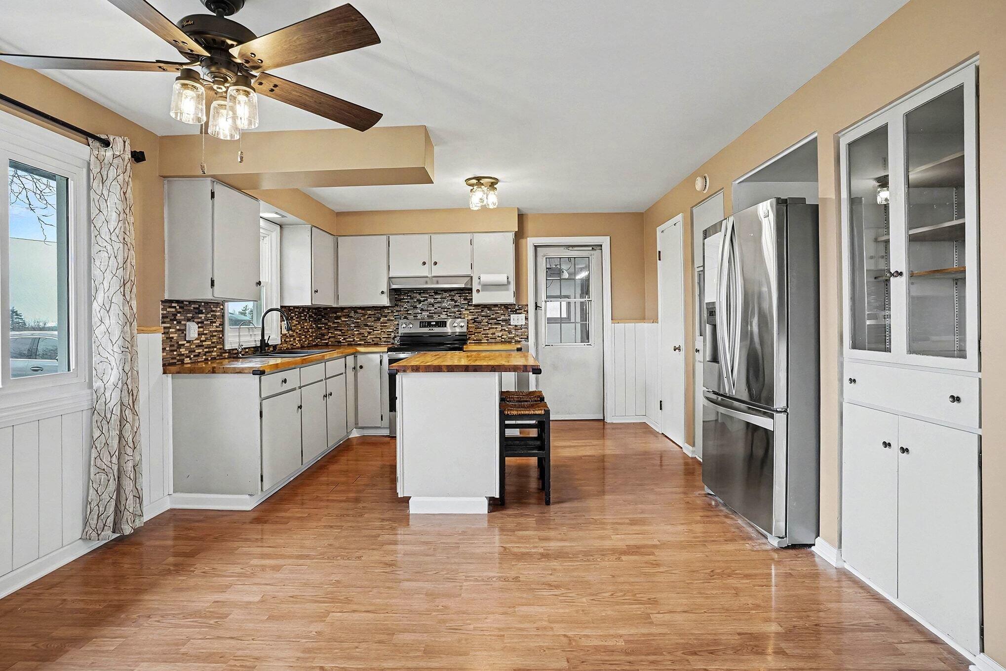 7531 State Road Coopersville, MI 49404 - Photo 8 of 28 Kitchen