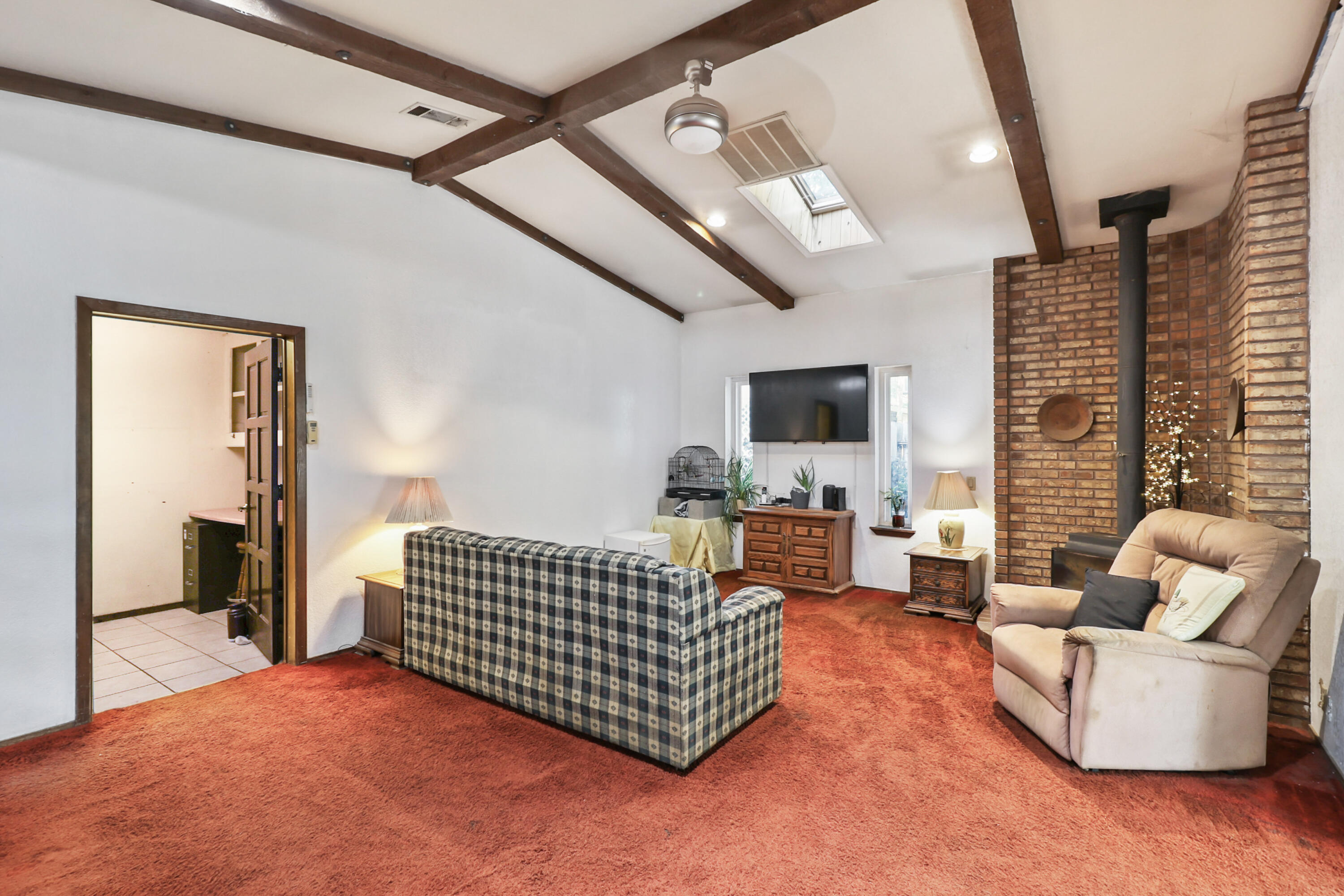 1648 Filaree Drive Redding, CA 96002 - Photo 15 of 48 25-01