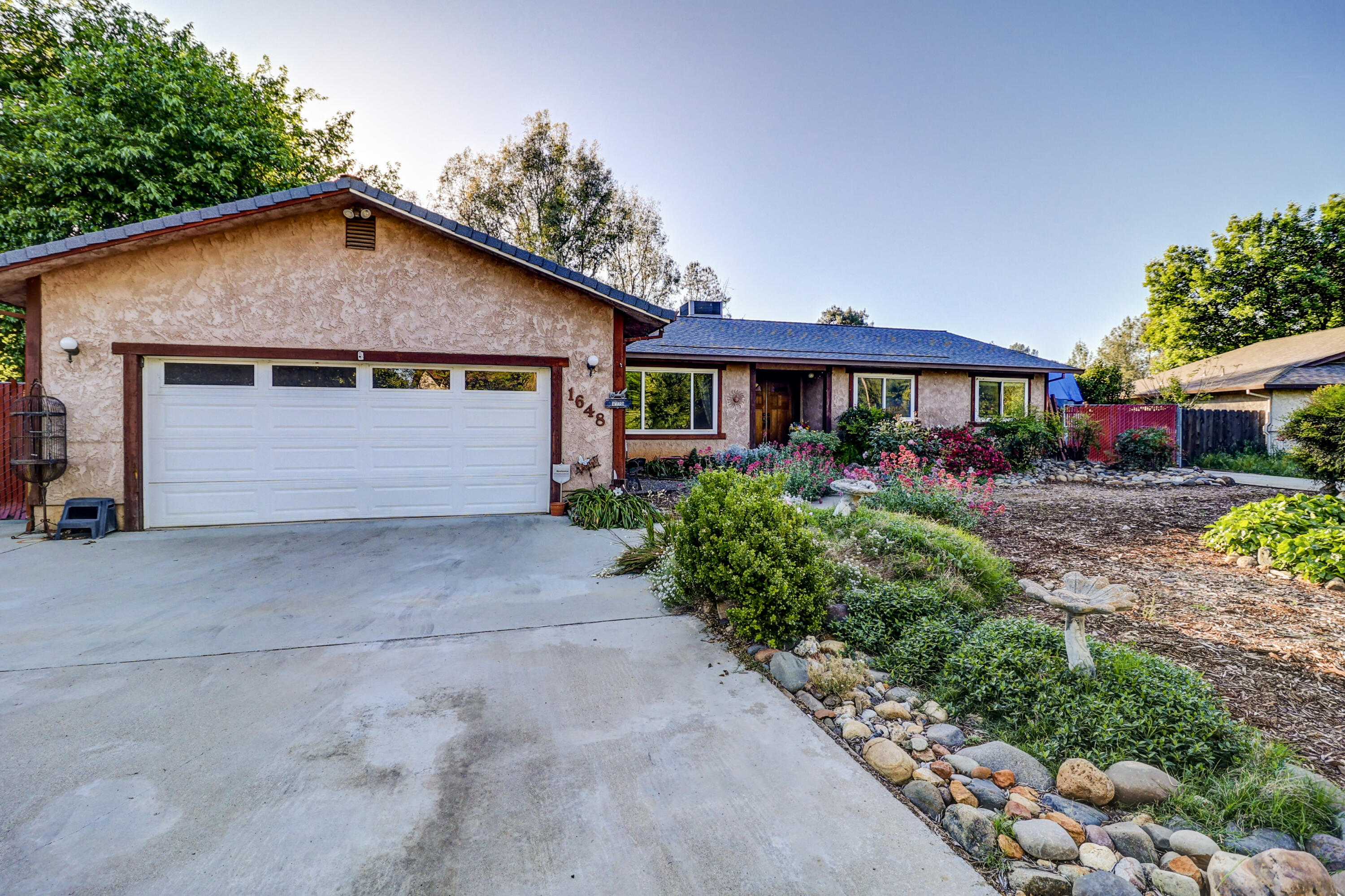 1648 Filaree Drive Redding, CA 96002 - Photo 2 of 48 9-IMG_4709_10_11_12_13