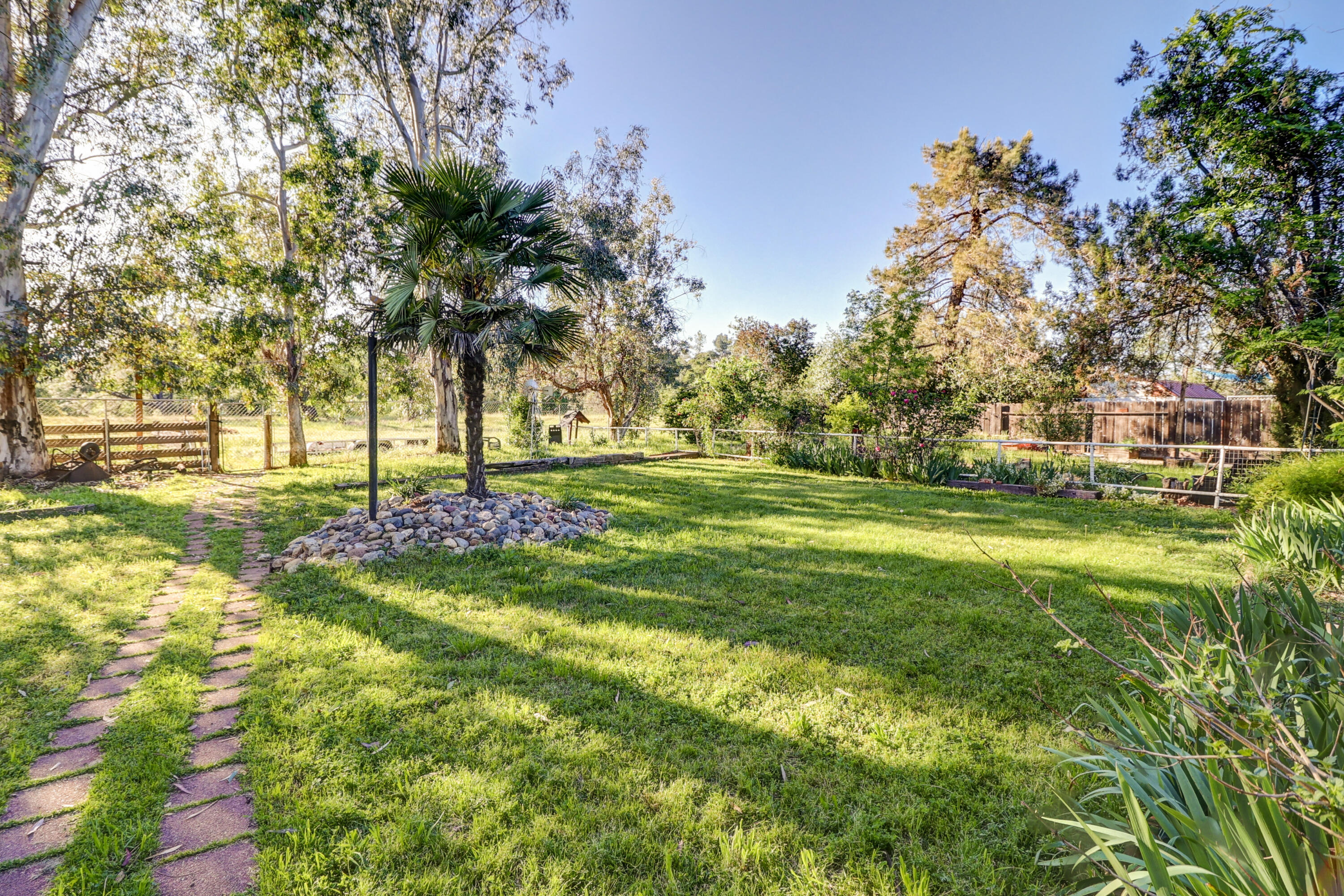 1648 Filaree Drive Redding, CA 96002 - Photo 40 of 48 52-IMG_4604_5_6_7_8