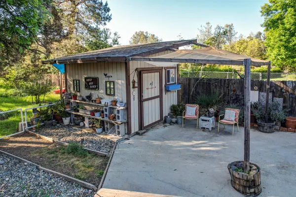 $399,900 | 1648 Filaree Drive, Redding, CA 96002