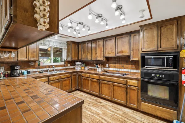 $399,900 | 1648 Filaree Drive, Redding, CA 96002