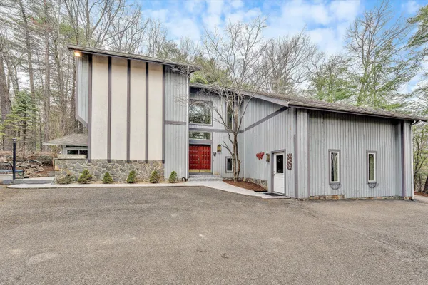 $649,950 | 1280 Longview Road, Roanoke, VA 24018