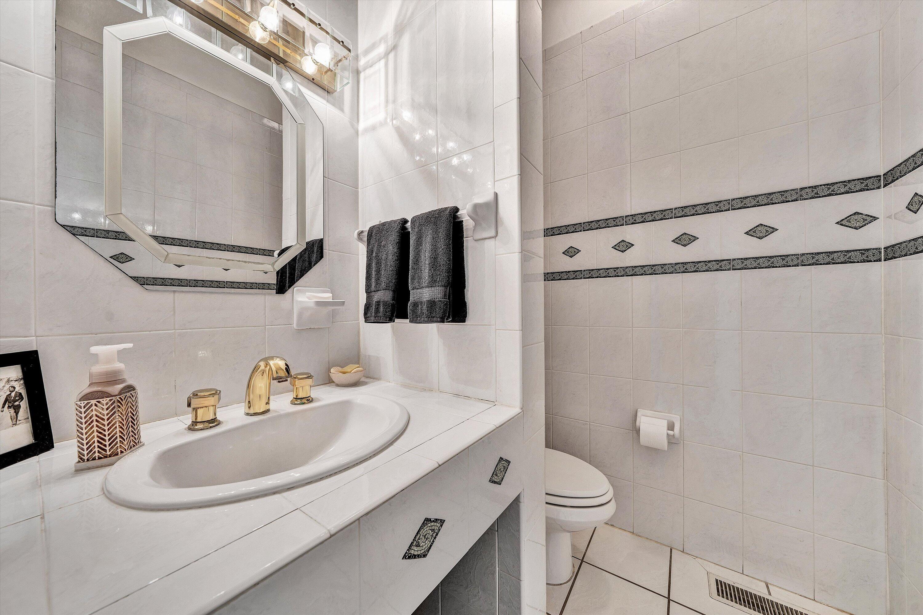 1280 Longview Road Roanoke, VA 24018 - Photo 12 of 51 12-DSC00109