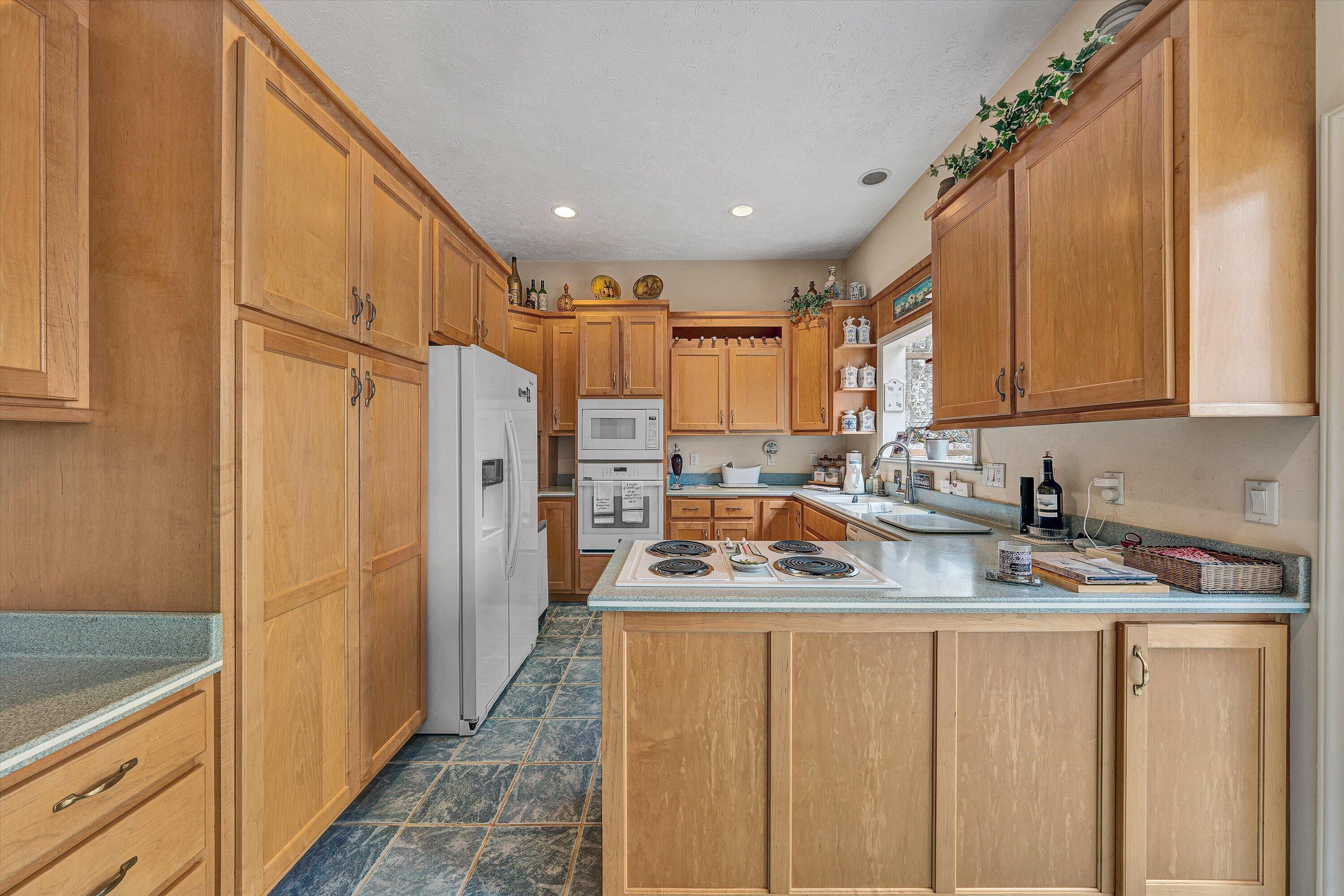 1280 Longview Road Roanoke, VA 24018 - Photo 16 of 51 16-DSC00166