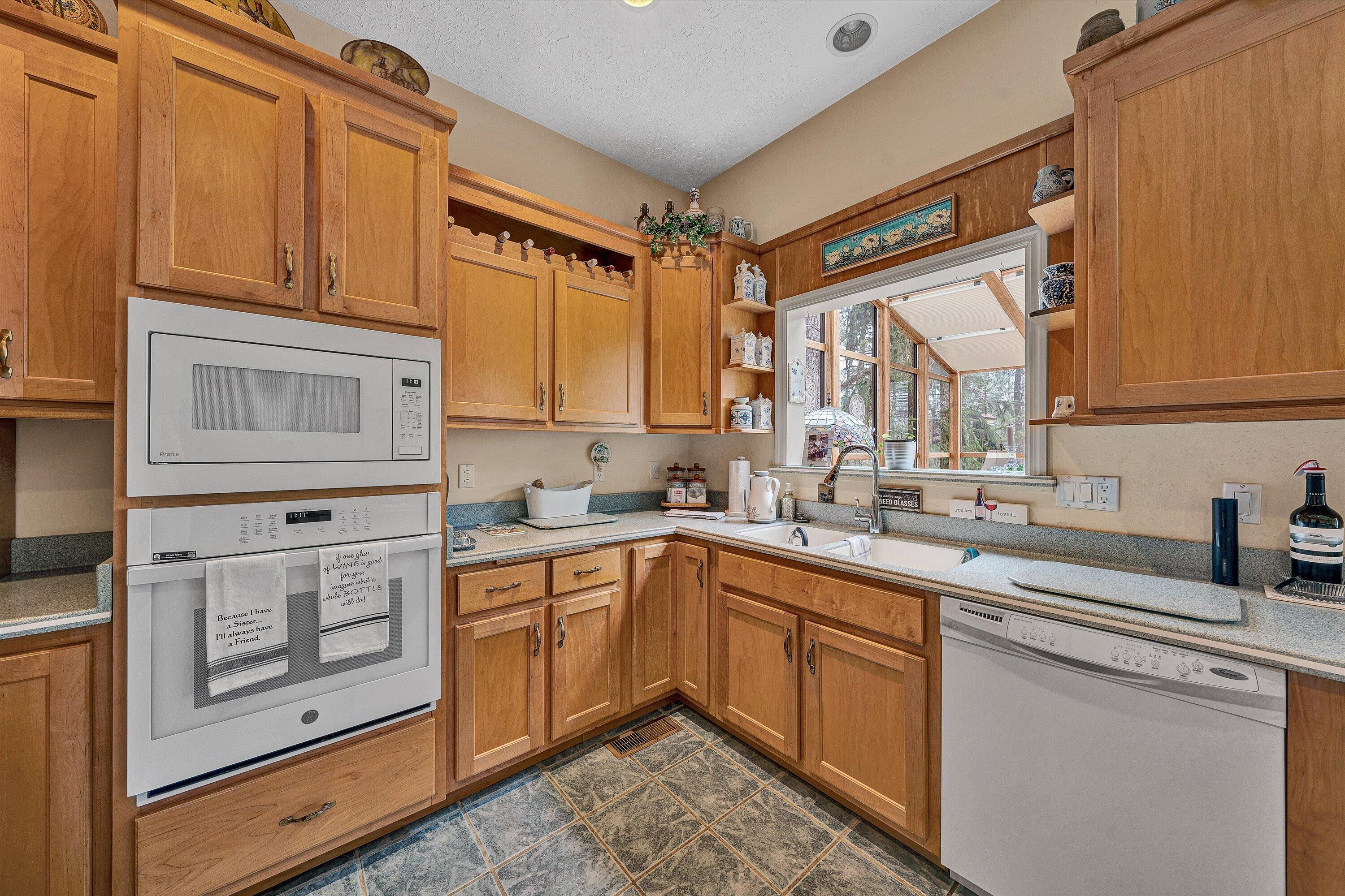 1280 Longview Road Roanoke, VA 24018 - Photo 17 of 51 17-DSC00169