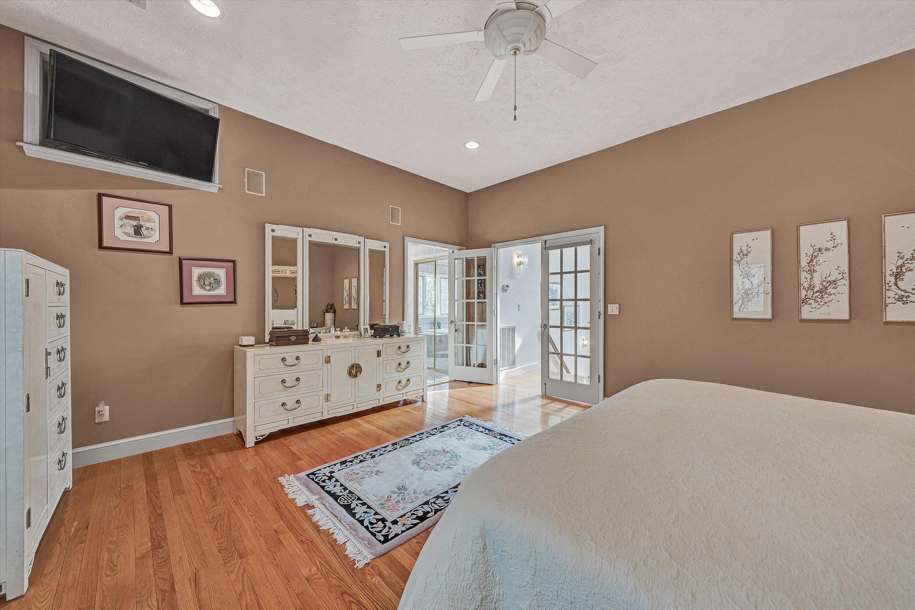 1280 Longview Road Roanoke, VA 24018 - Photo 25 of 51 26-DSC00127_8_9