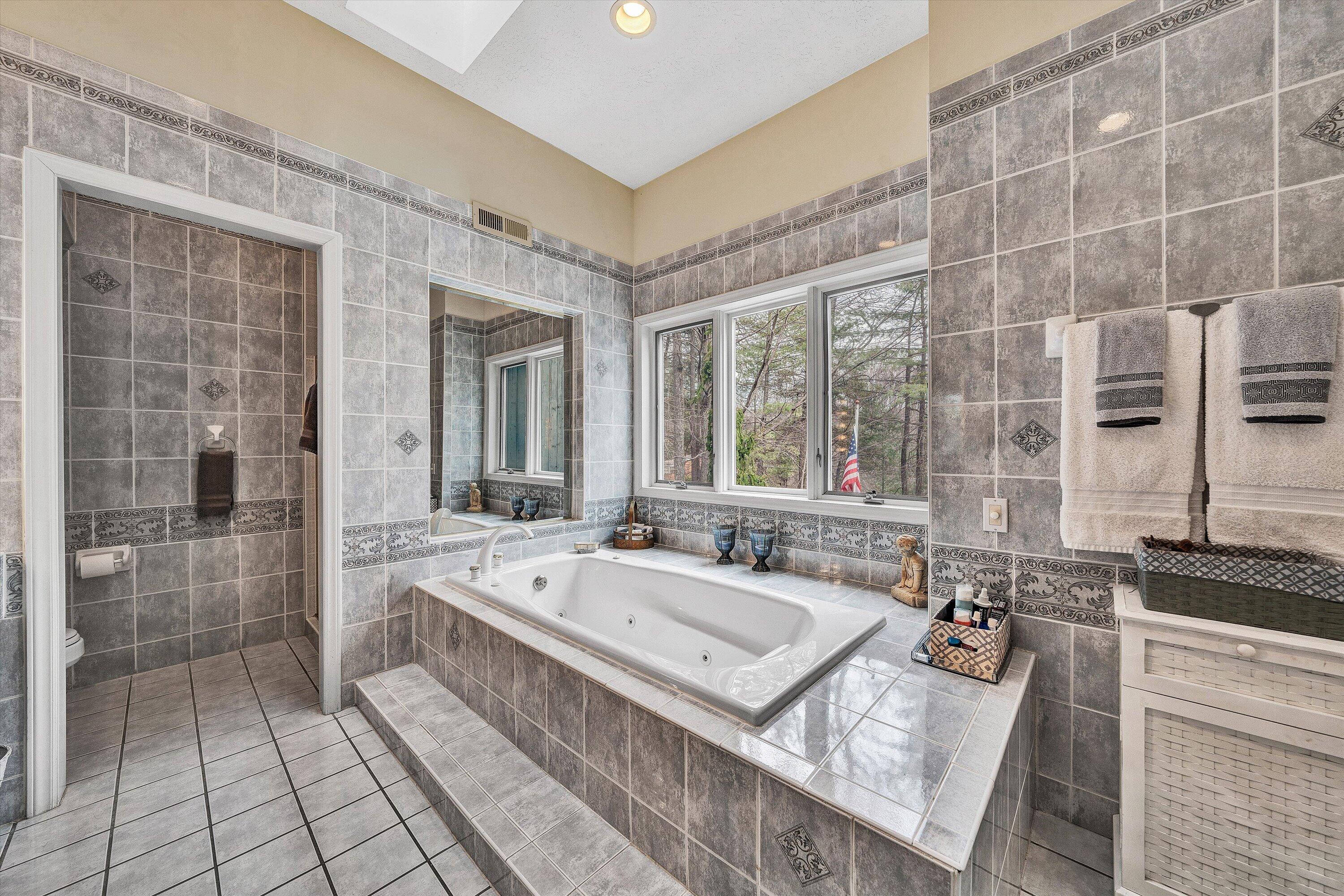 1280 Longview Road Roanoke, VA 24018 - Photo 26 of 51 27-DSC00130