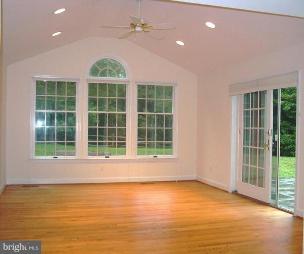 10209 Gary Road Potomac, MD 20854 - Photo 24 of 30 Sunroom