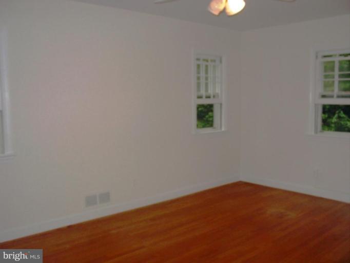 10209 Gary Road Potomac, MD 20854 - Photo 25 of 30 Master Bedroom