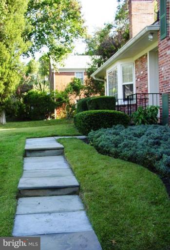 10209 Gary Road Potomac, MD 20854 - Photo 10 of 30 Exterior #4
