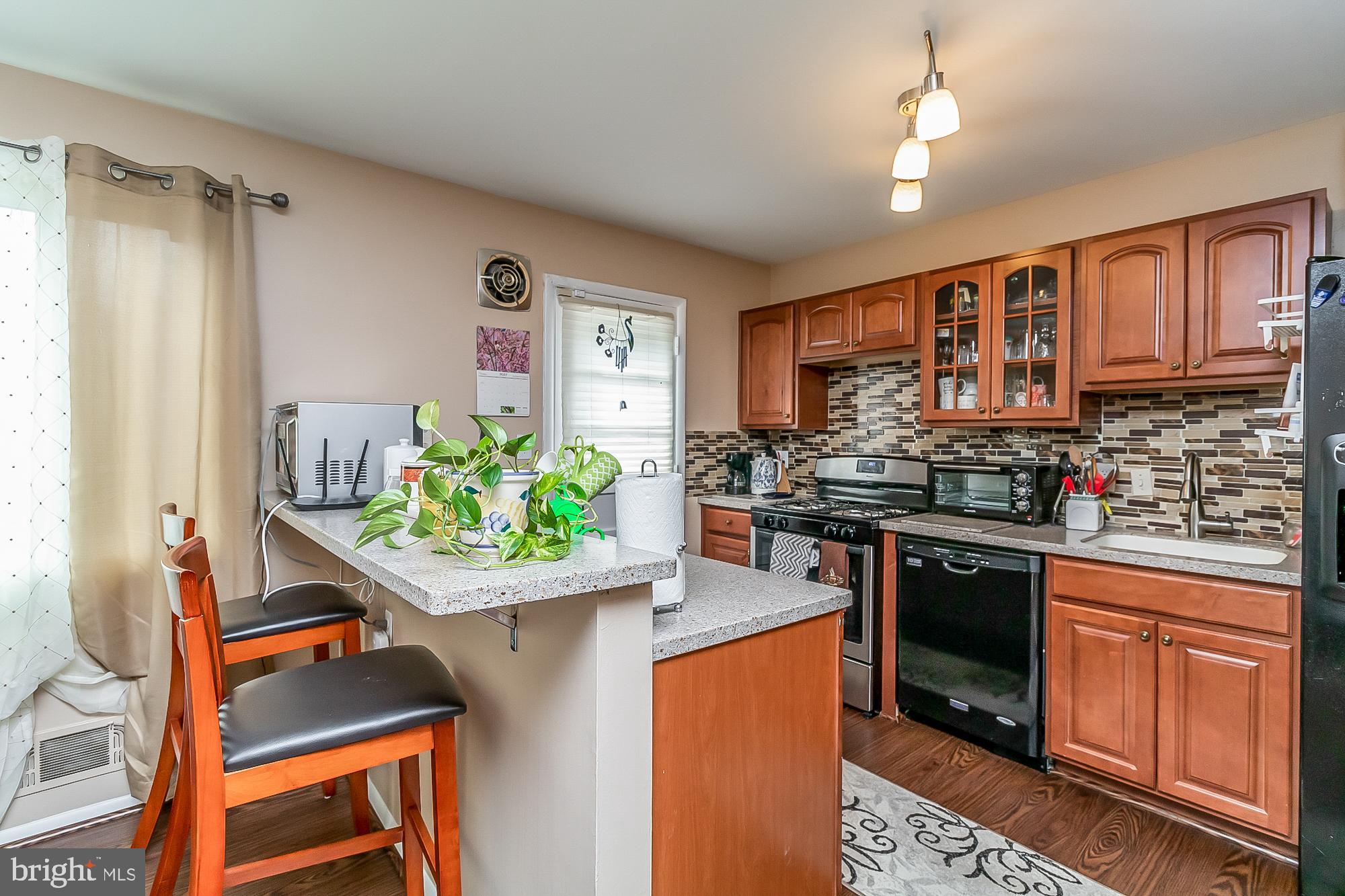 4287 Labyrinth Road Baltimore, MD 21215 - Photo 7 of 28 Gallery Image 7