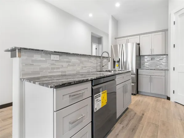 $289,000 | 209 Silver Leaf Street, Sweeny, TX 77480