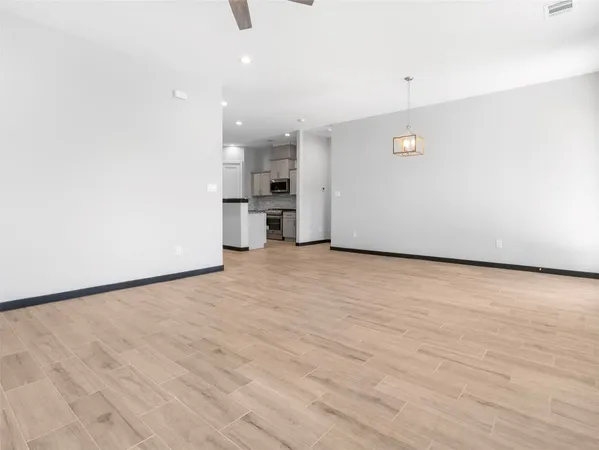 $289,000 | 209 Silver Leaf Street, Sweeny, TX 77480