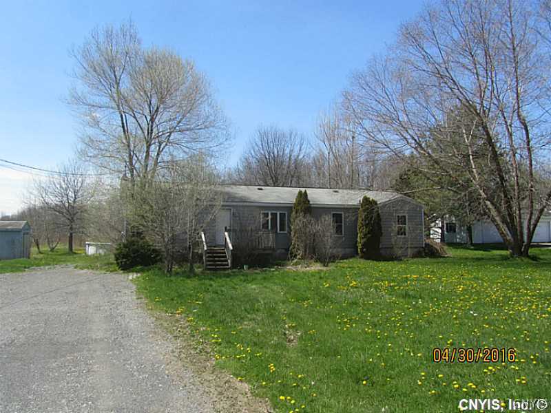 85 Center Road Schroeppel, NY 13132 - Photo 1 of 1 Exterior Front.