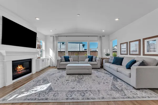 $1,299,000 | 4983 Covered Wagon Circle, Folsom, CA 95630