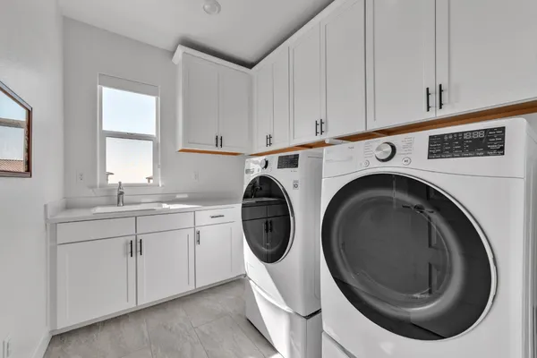 $1,299,000 | 4983 Covered Wagon Circle, Folsom, CA 95630