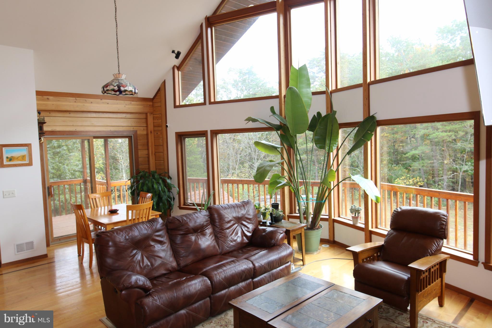 6251 Cherry Run Road Hedgesville, WV 25427 - Photo 8 of 35 Family Room