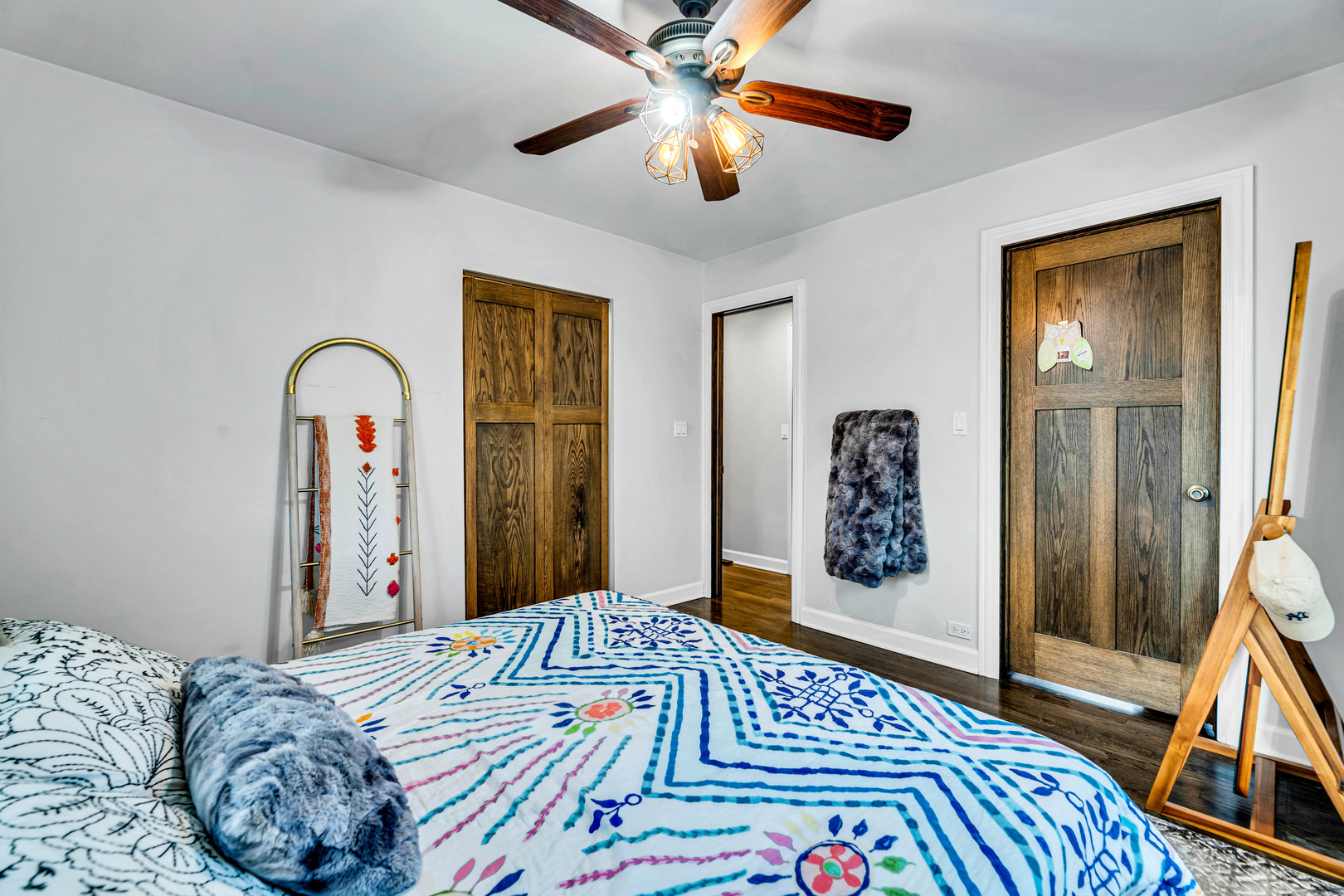 374 Woodbridge Road Des Plaines, IL 60016 - Photo 16 of 48 Gallery Image 16