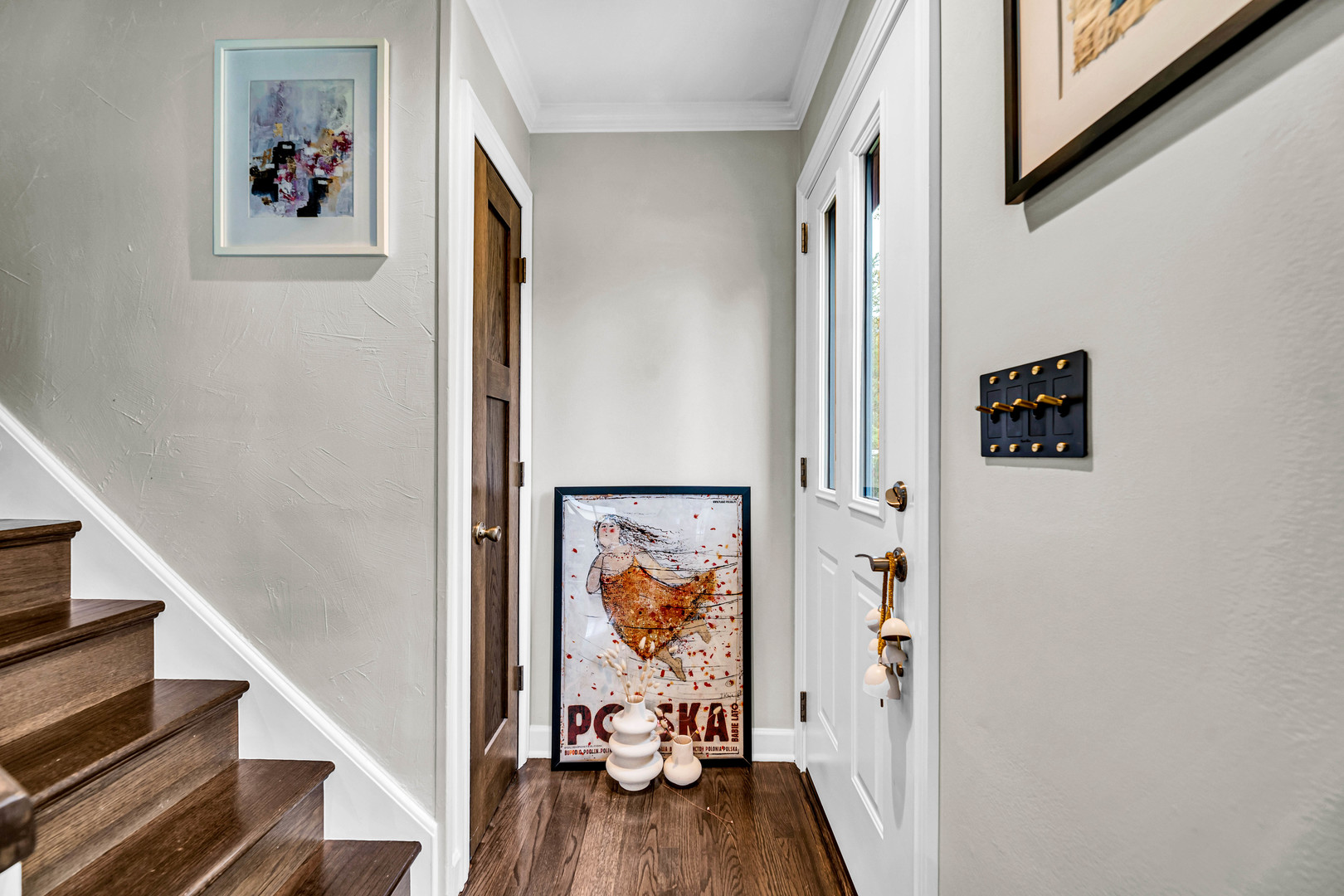 374 Woodbridge Road Des Plaines, IL 60016 - Photo 21 of 48 Gallery Image 21