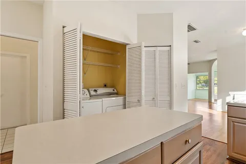 $260,000 | 250 Hawthorne Lane, Vero Beach, FL 32962