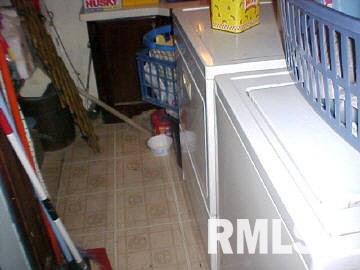 4387 Maple Road Metropolis, IL 62960 - Photo 10 of 17