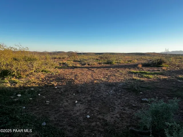 $297,900 | 17051 East Panorama Drive, Mayer, AZ 86333