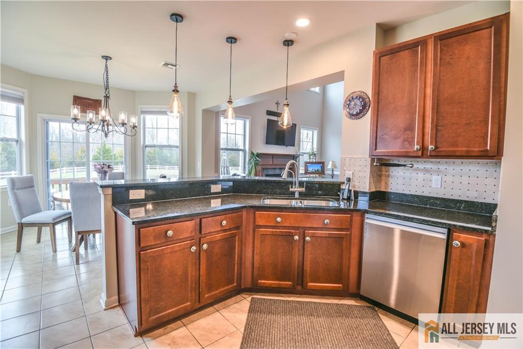 34 Kline Road Hillsborough, NJ 08844 - Photo 16 of 40 Gallery Image 16
