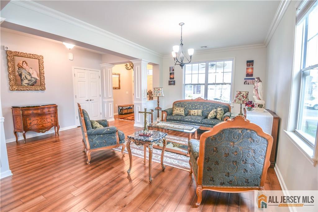 34 Kline Road Hillsborough, NJ 08844 - Photo 10 of 40 Gallery Image 10