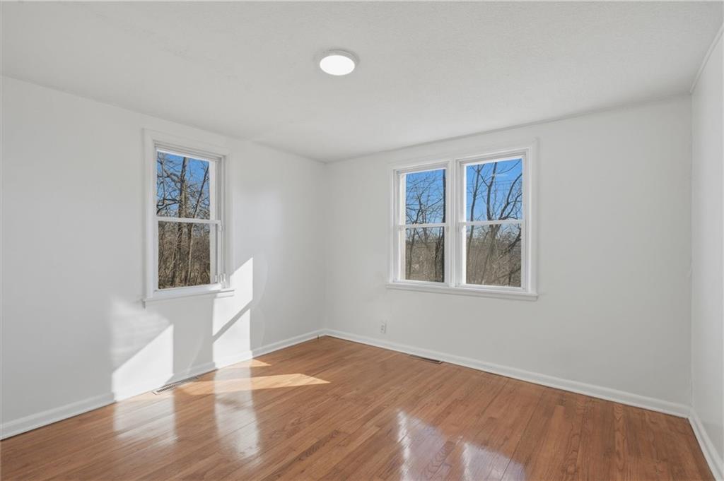 20118 East Truman Road Independence, MO 64056 - Photo 13 of 29