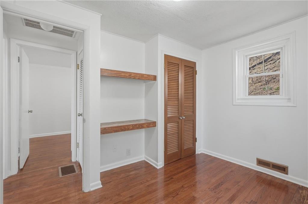 20118 East Truman Road Independence, MO 64056 - Photo 17 of 29