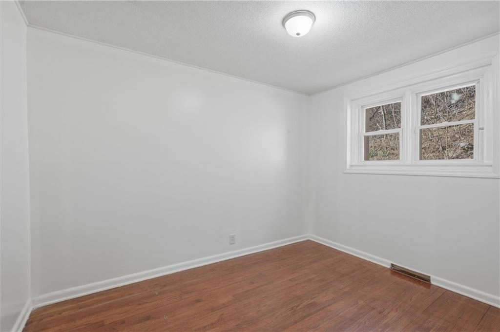 20118 East Truman Road Independence, MO 64056 - Photo 18 of 29