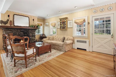 $1,549,000 | 21 Kitchawan Drive, Chappaqua, NY 10514