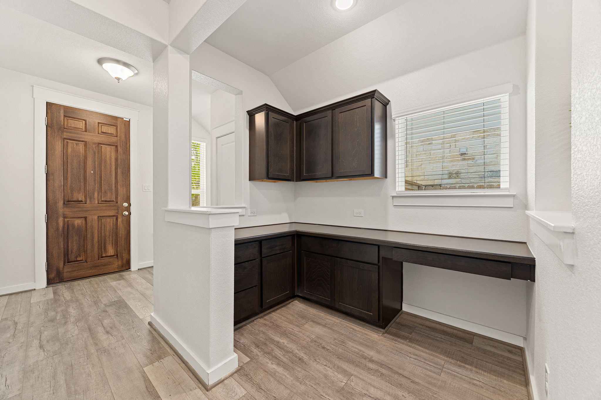316 Old Trinity Way Georgetown, TX 78628 - Photo 4 of 35