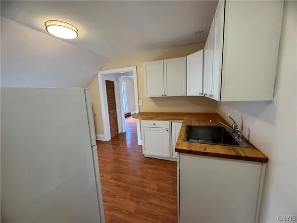 $1,100 | 1714-16 Valley Drive, Unit 16, Syracuse, NY 13207