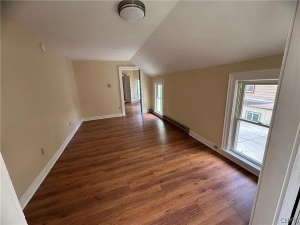 $1,100 | 1714-16 Valley Drive, Unit 16, Syracuse, NY 13207