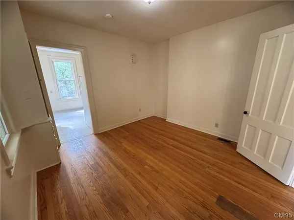$1,100 | 1714-16 Valley Drive, Unit 16, Syracuse, NY 13207