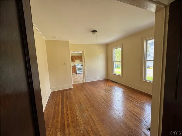 $1,100 | 1714-16 Valley Drive, Unit 16, Syracuse, NY 13207