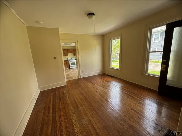 $1,100 | 1714-16 Valley Drive, Unit 16, Syracuse, NY 13207