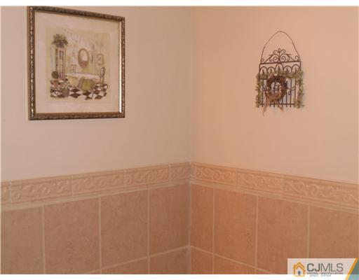 38 Wilk Road Edison, NJ 08837 - Photo 22 of 25