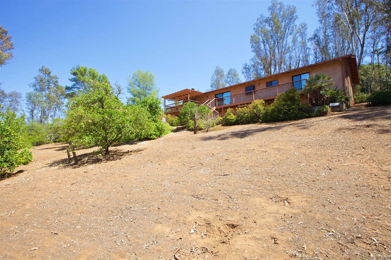 11590 Johnson Lake Road Lakeside, CA 92040 - Photo 19 of 25