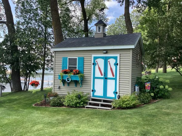 $724,900 | 21658 East Height Of Land Drive, Detroit Lakes, MN 56501