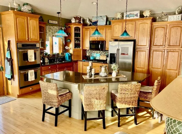 $724,900 | 21658 East Height Of Land Drive, Detroit Lakes, MN 56501