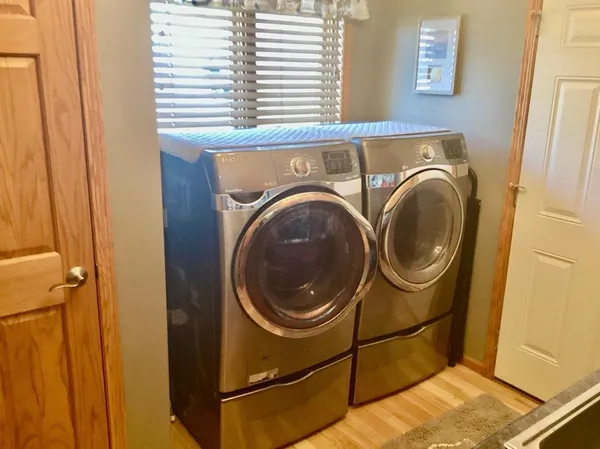 $724,900 | 21658 East Height Of Land Drive, Detroit Lakes, MN 56501