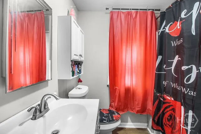 $248,000 | 1212 East 70th Street, Savannah, GA 31404