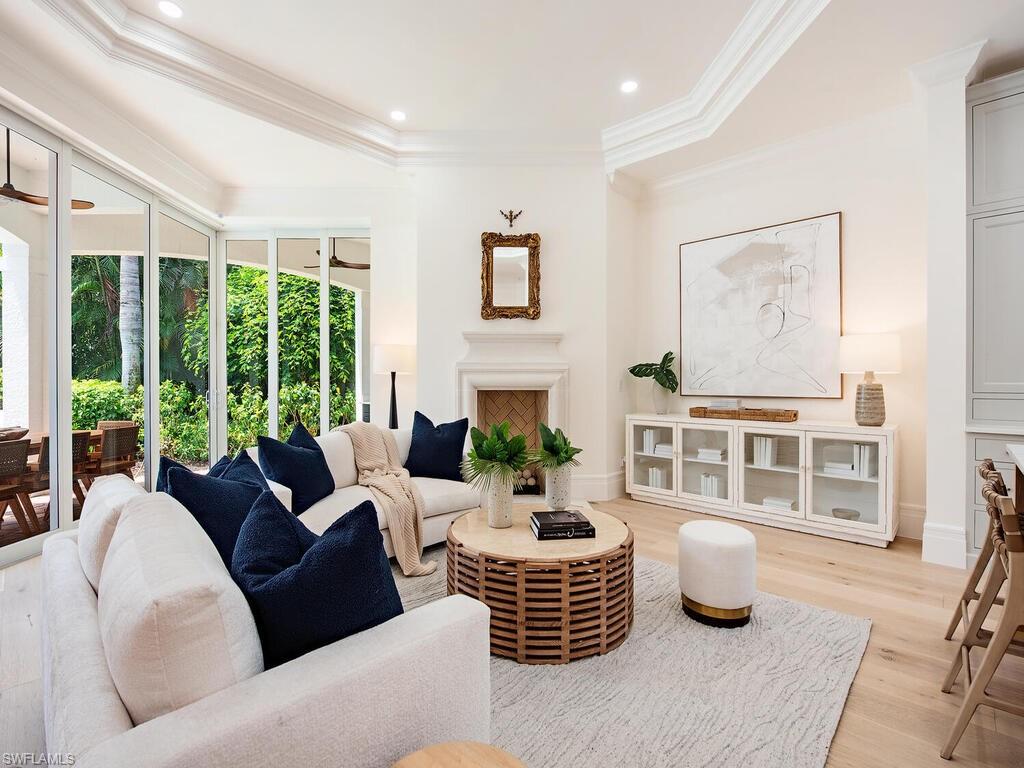 650 Bow Line Drive Naples, FL 34103 - Photo 4 of 25