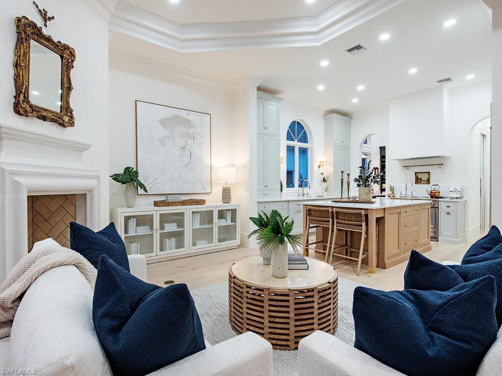 650 Bow Line Drive Naples, FL 34103 - Photo 5 of 25