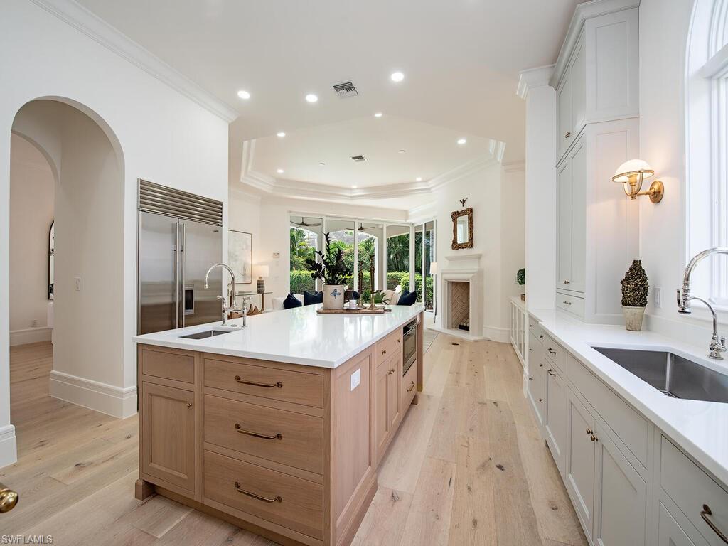 650 Bow Line Drive Naples, FL 34103 - Photo 7 of 25