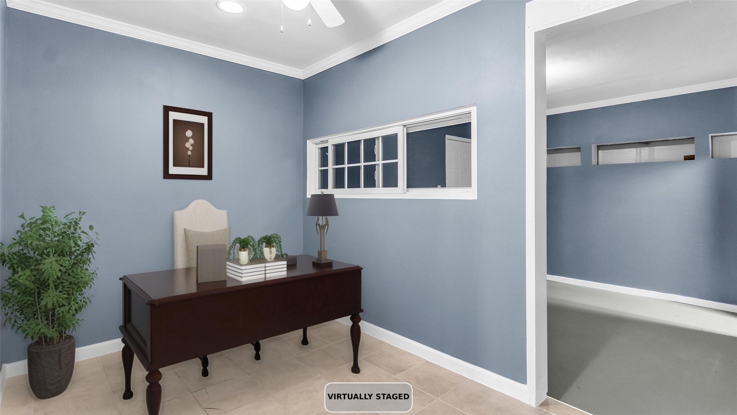 5534 Calm Court Houston, TX 77084 - Photo 43 of 44 a living room with furniture and a potted plant