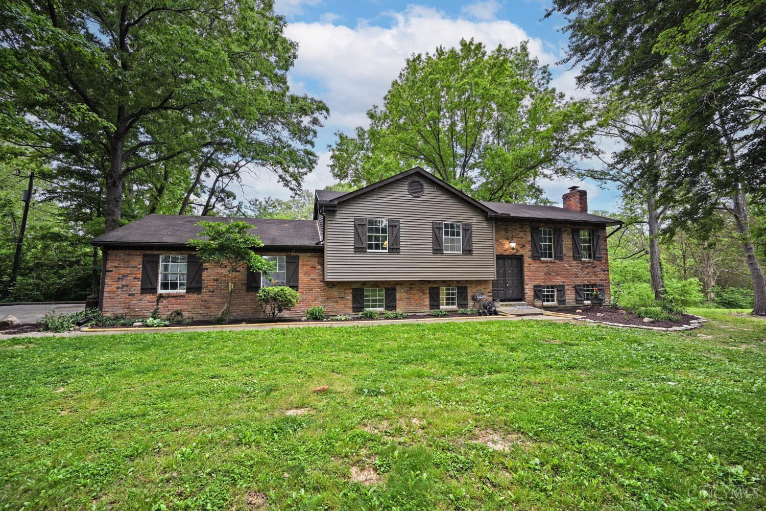 4237 Ellis Road Batavia, OH 45103 - Photo 3 of 46